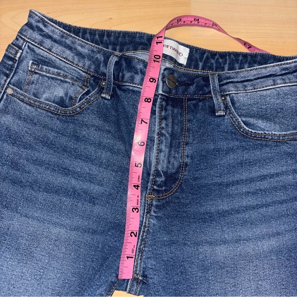 Driftwood Jeans Colette Embroidered Crop Straight Jeans Prairie Floral Women 6 - Picture 9 of 13